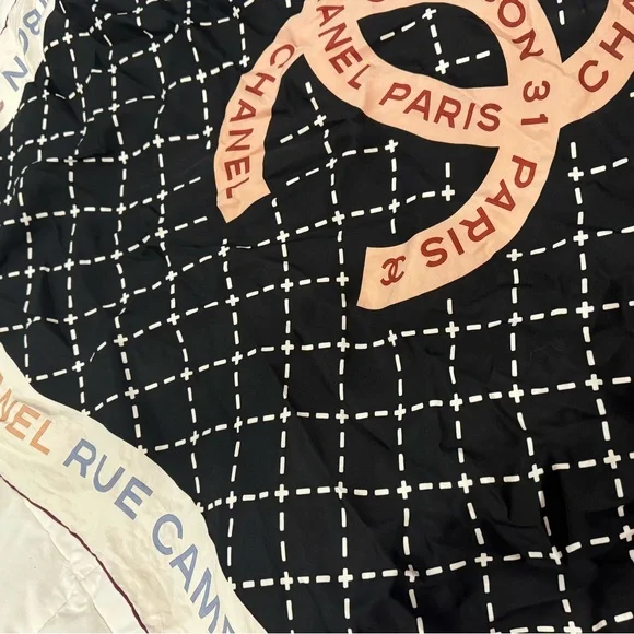 Chanel Scarf 2024 - Picture 4 of 4